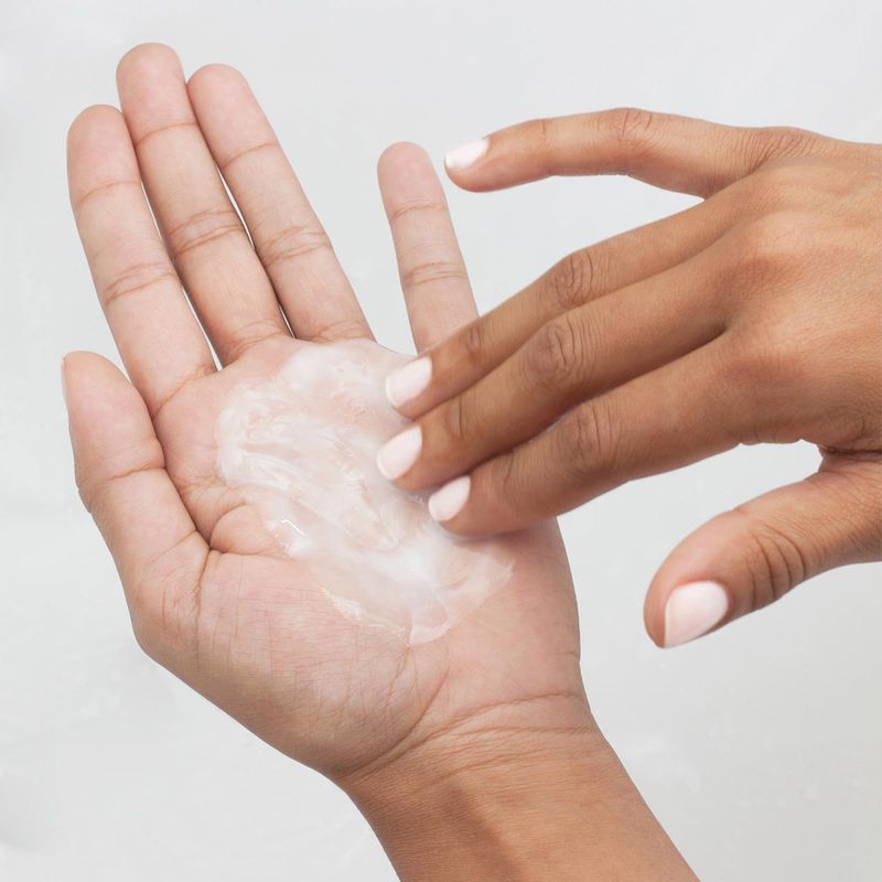 liquid-facial-soap-oily-skin-formula
