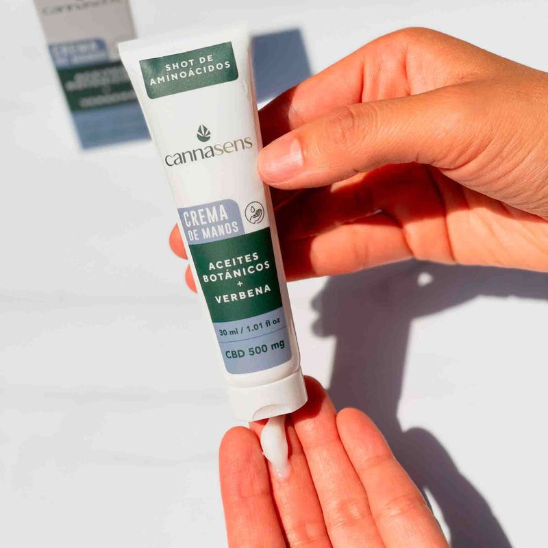 CREMA-HIDRATANTE-DE-MANOS-CANNASENS-CON-CBD