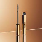 PESTAÑINA-ICONIC-LONDON-TRIPLE-THREAT-BLACK