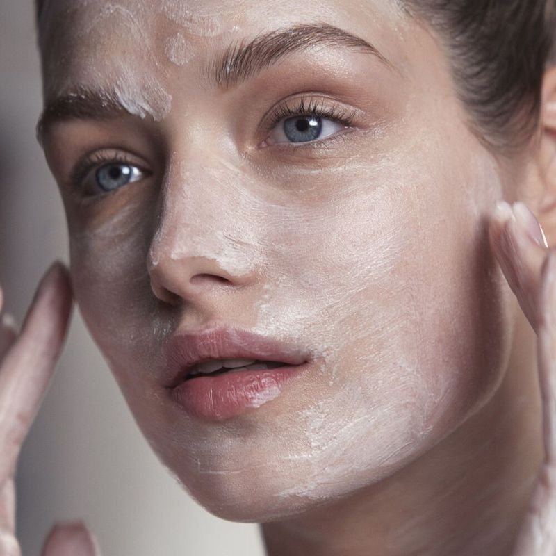 EXFOLIANTE-DE-ROSTRO-SISLEY-EXFOLIATING-ENZYME-MASK