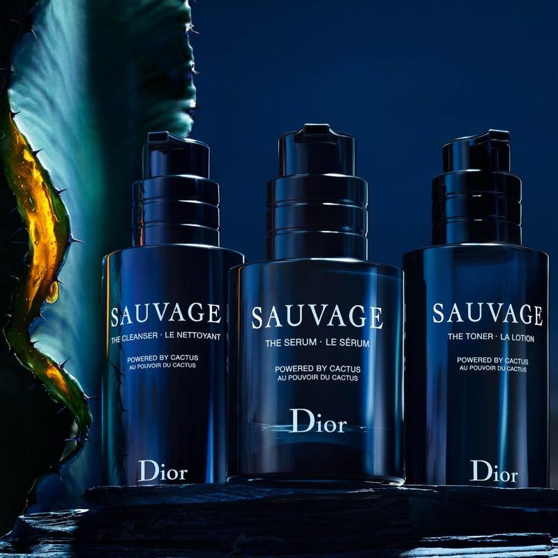 SAUVAGE-MENCARE-TONICO
