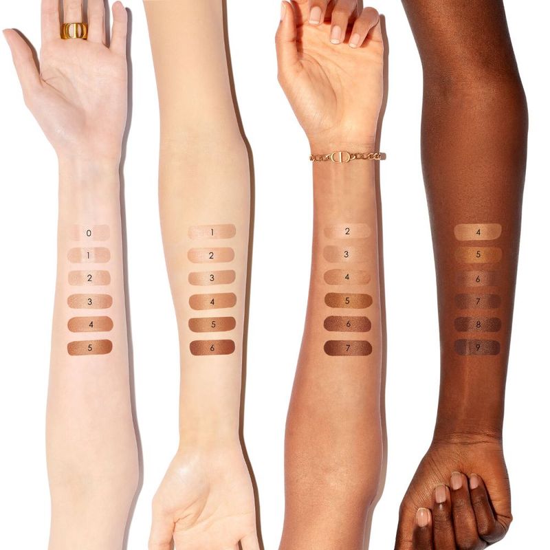 DIOR-FOREVER-GLOW-STAR-FILTER---ILUMINADOR-MULTIUSO